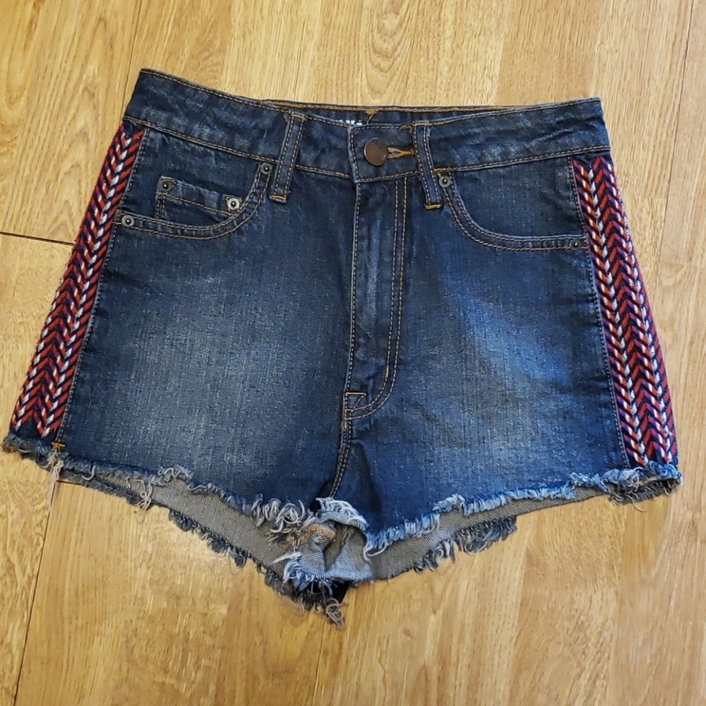 BDG High Rise Cheeky shorts braided panel 27